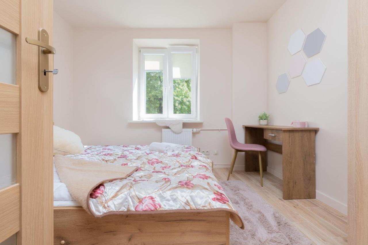 Mokotow Apartments Reytan By Noclegi Renters Varşova Dış mekan fotoğraf