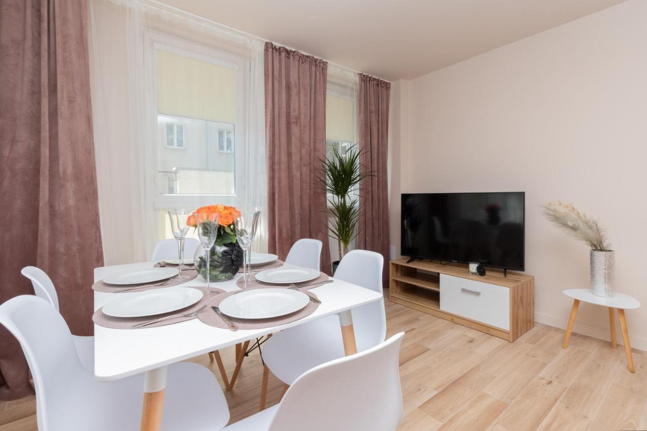 Mokotow Apartments Reytan By Noclegi Renters Varşova Dış mekan fotoğraf