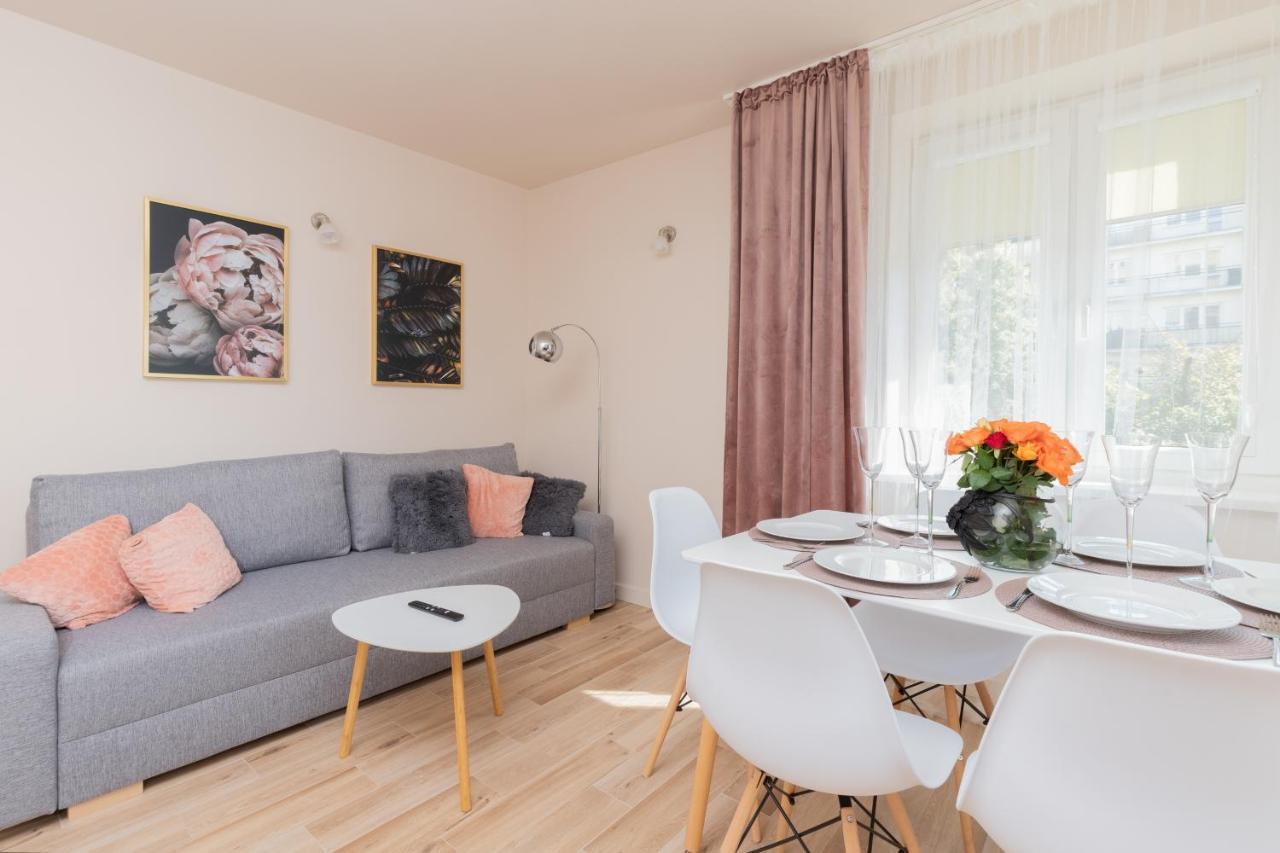 Mokotow Apartments Reytan By Noclegi Renters Varşova Dış mekan fotoğraf