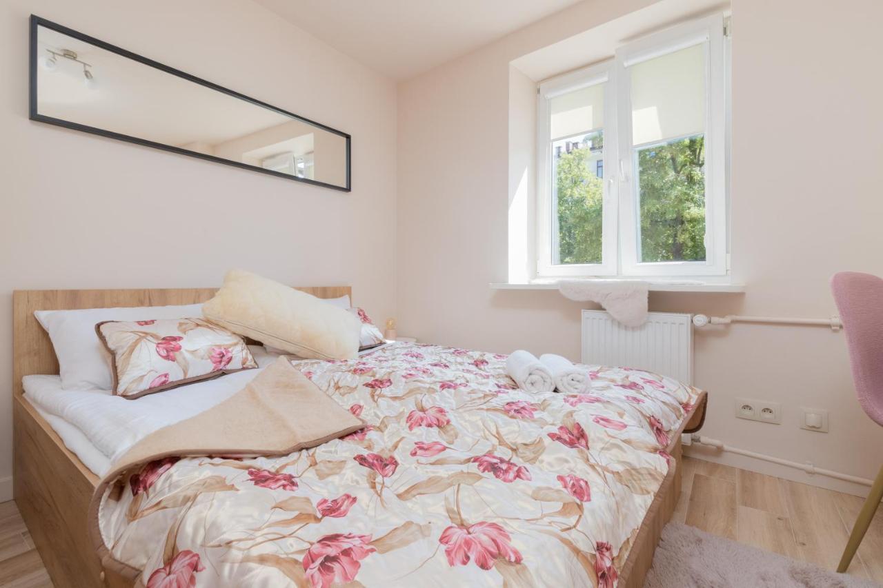 Mokotow Apartments Reytan By Noclegi Renters Varşova Dış mekan fotoğraf