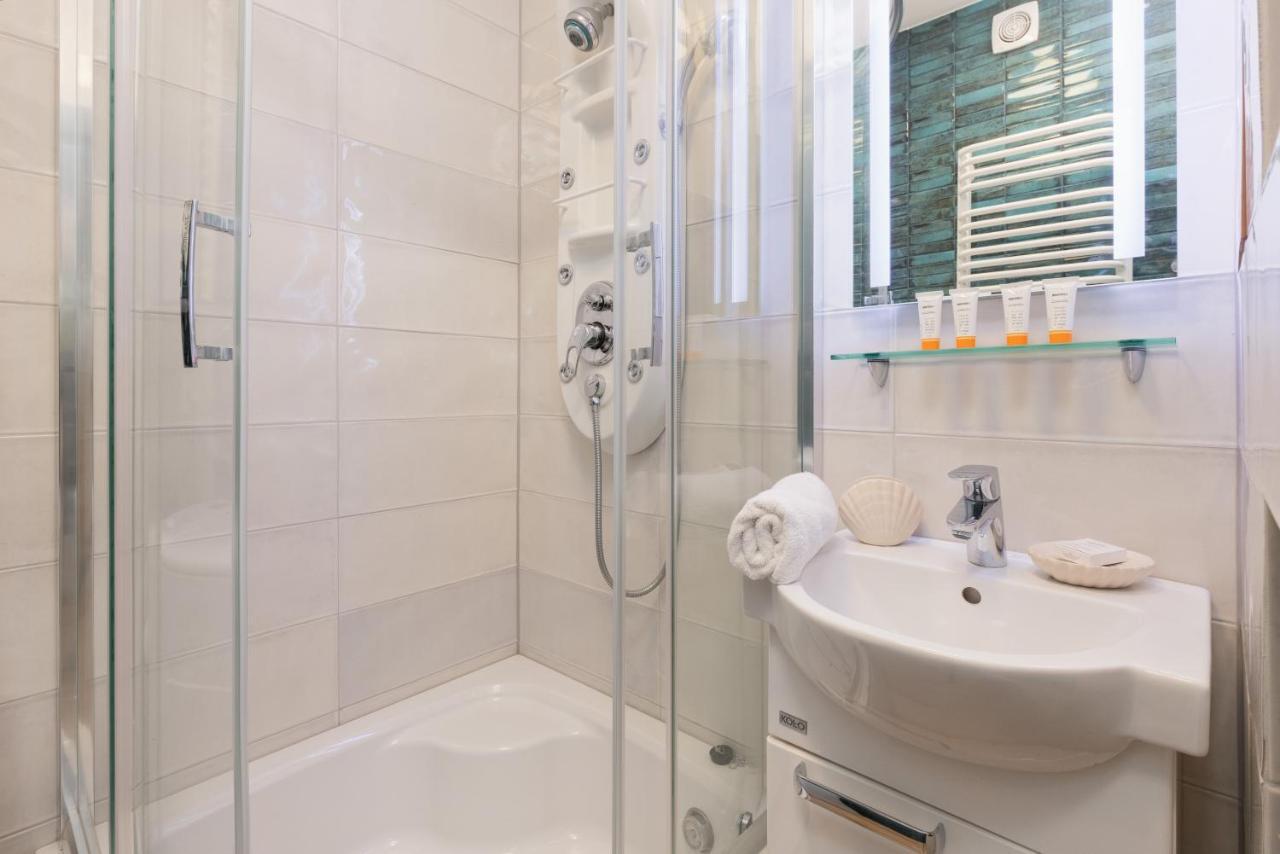 Mokotow Apartments Reytan By Noclegi Renters Varşova Dış mekan fotoğraf